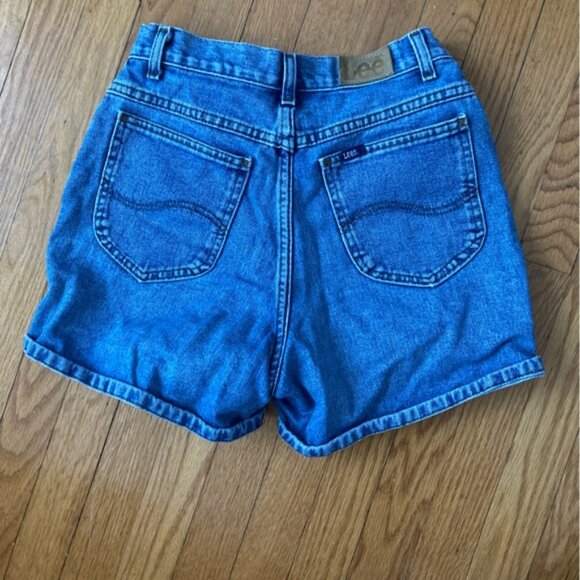 Lee Denim Shorts - Picture 2 of 2